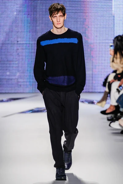 Look 26